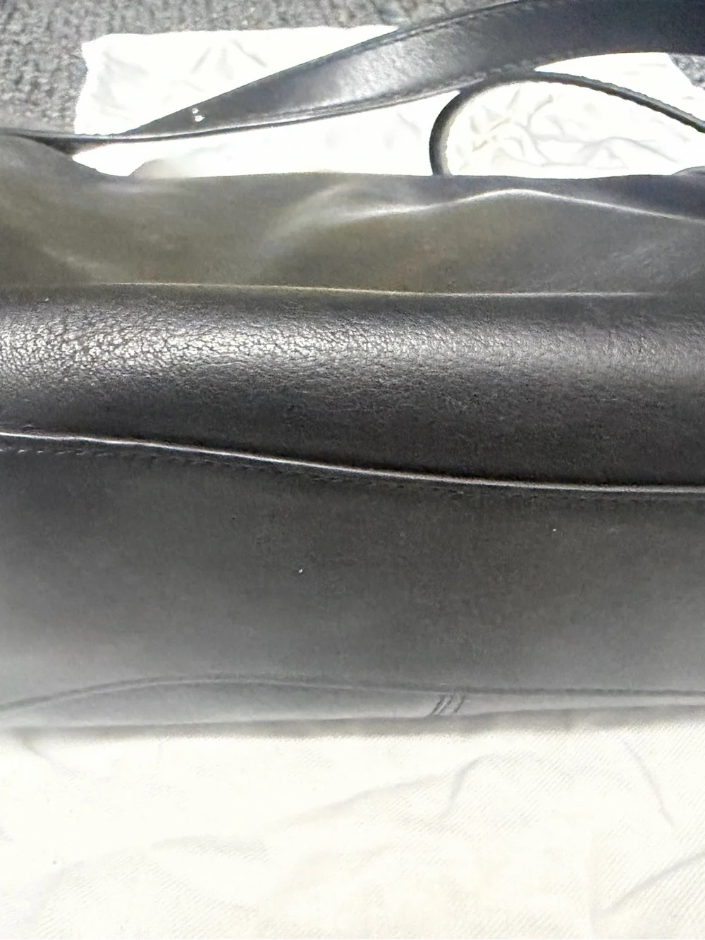 Coach Black  Leather Shoulder Bag